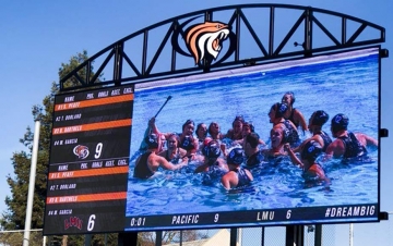 University of the Pacific Adds Daktronics LED Display for Aquatics University of the Pacific Adds Daktronics LED Display for Aquatics (image: screen, pool)