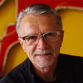 Wayne-Hunt, Principal Hunt Design Associates, Past President of SEGD Wayne-Hunt, Principal Hunt Design Associates, Past President of SEGD