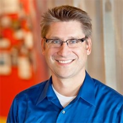 Joe Zenas headshot